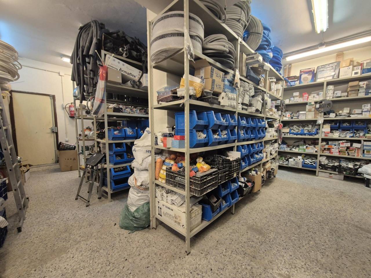 locales-comerciales en barcelona-capital · sant-andreu 262000.00€