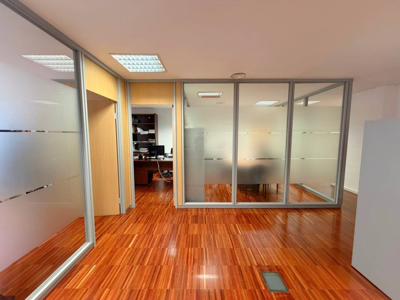 oficinas en barcelona-capital · les-corts 399000.00€