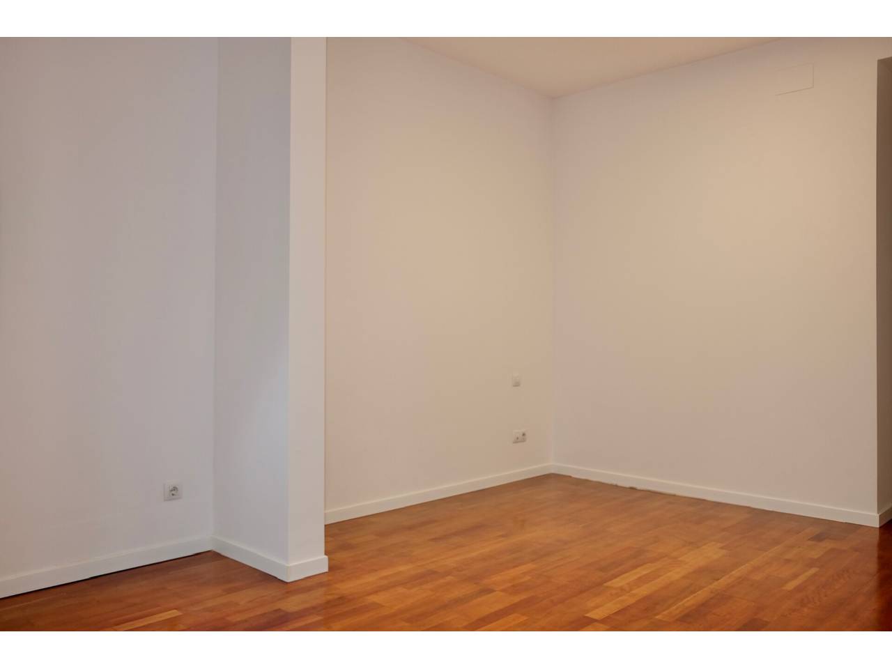 pisos en barcelona-capital · la-dreta-de-l'eixample 895000.00€