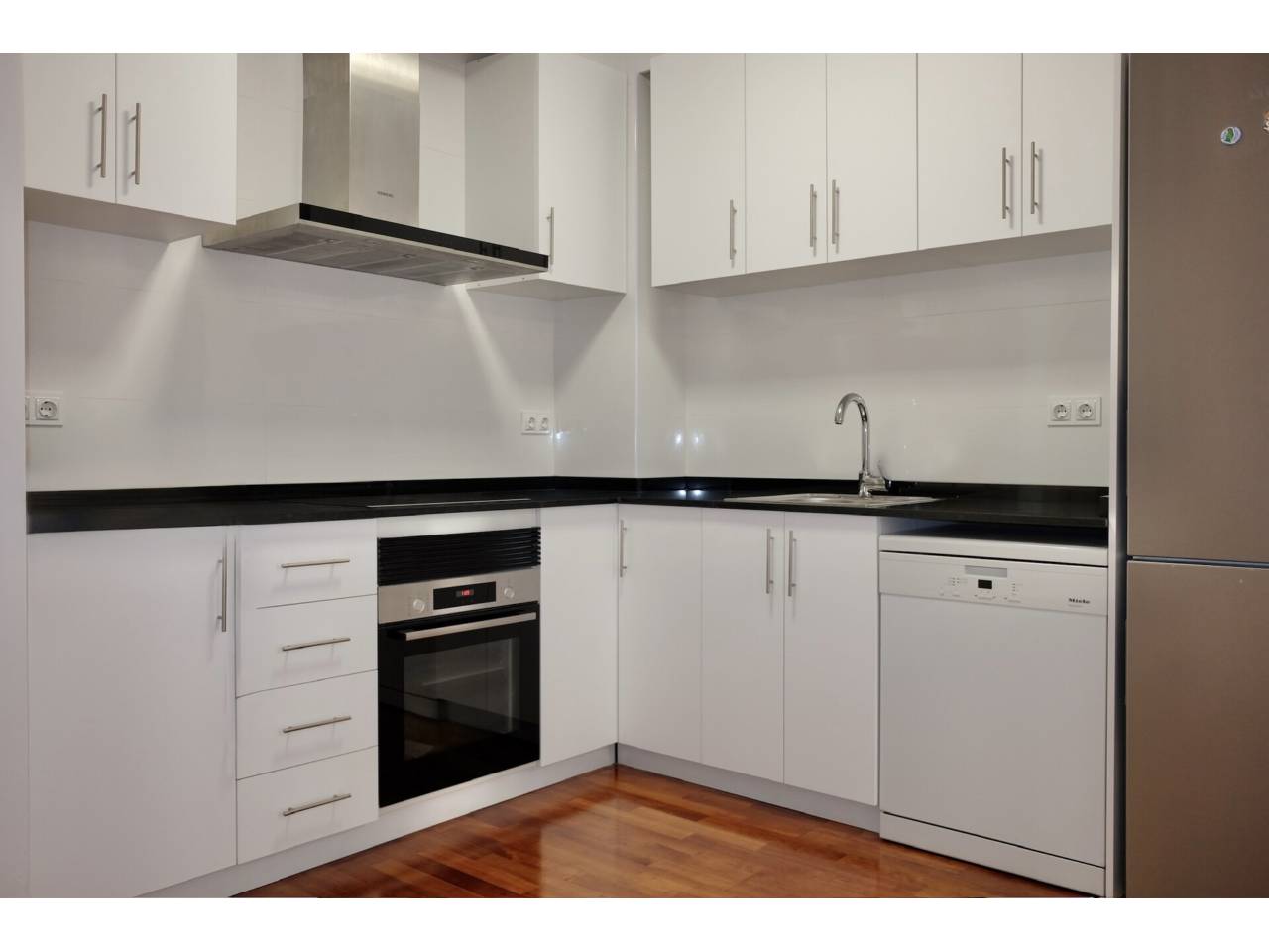 pisos en barcelona-capital · la-dreta-de-l'eixample 895000.00€