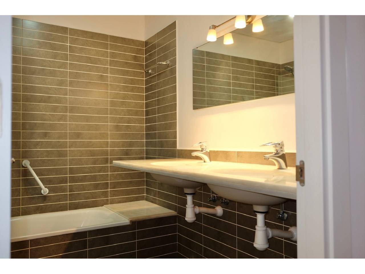 pisos en barcelona-capital · la-dreta-de-l'eixample 895000.00€