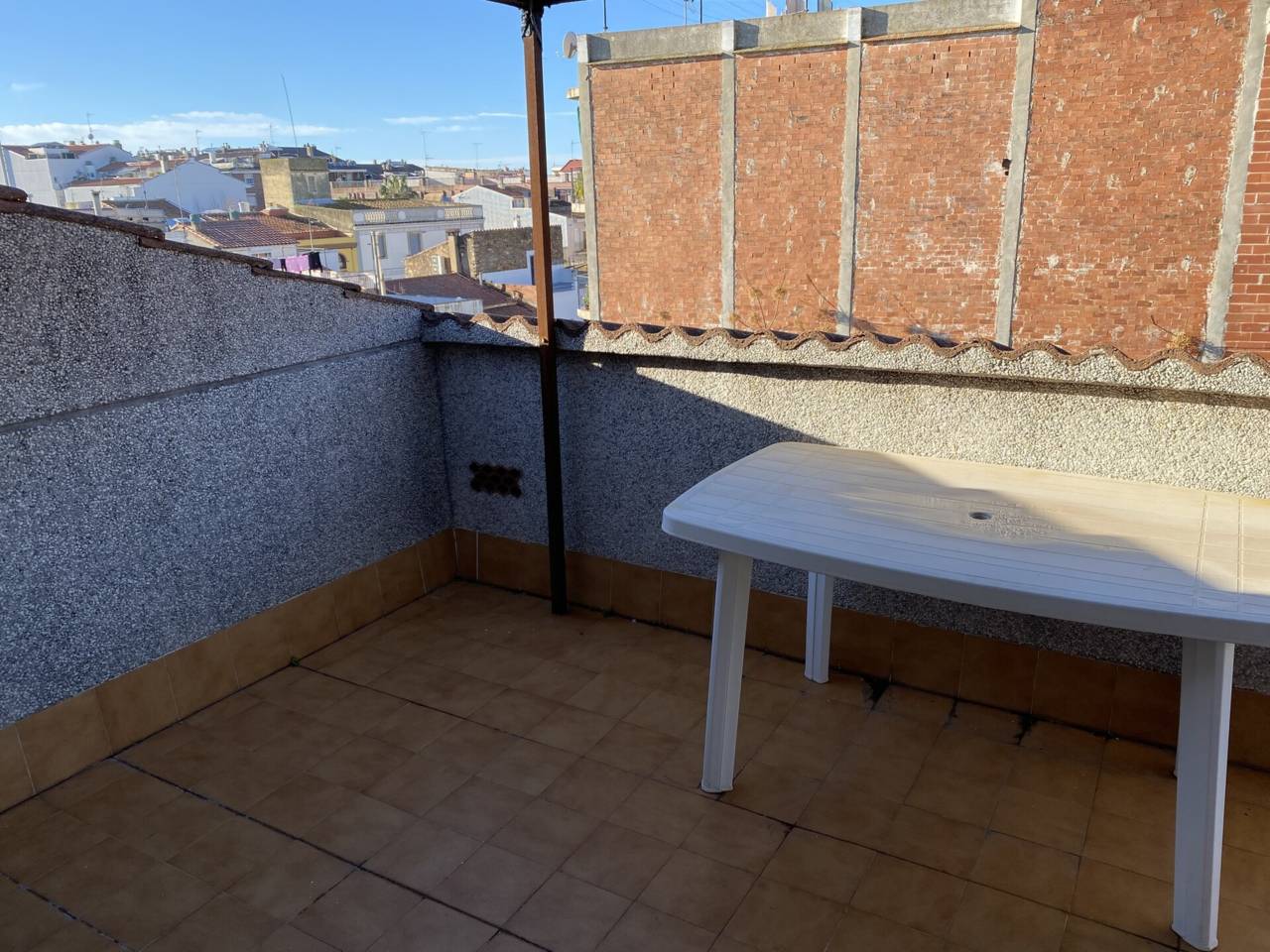 casas-adosadas en pineda-de-mar · centre 485000.00€
