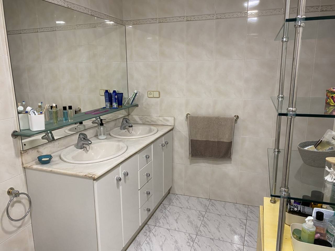 casas-adosadas en pineda-de-mar · centre 485000.00€