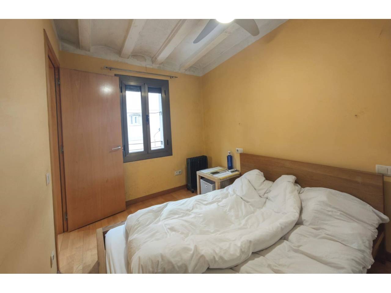 pisos en barcelona-capital · la-barceloneta 198000.00€