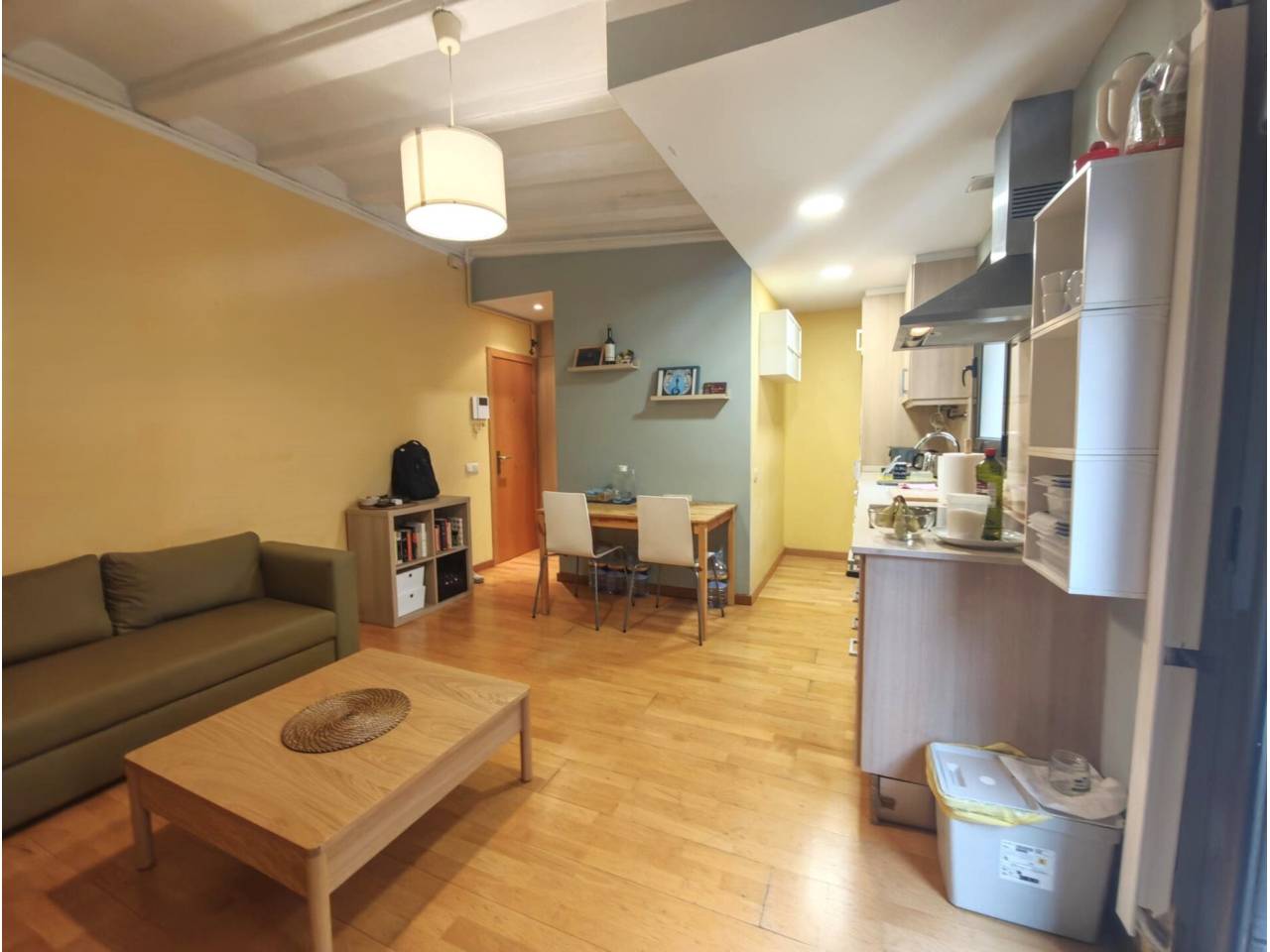 pisos en barcelona-capital · la-barceloneta 198000.00€