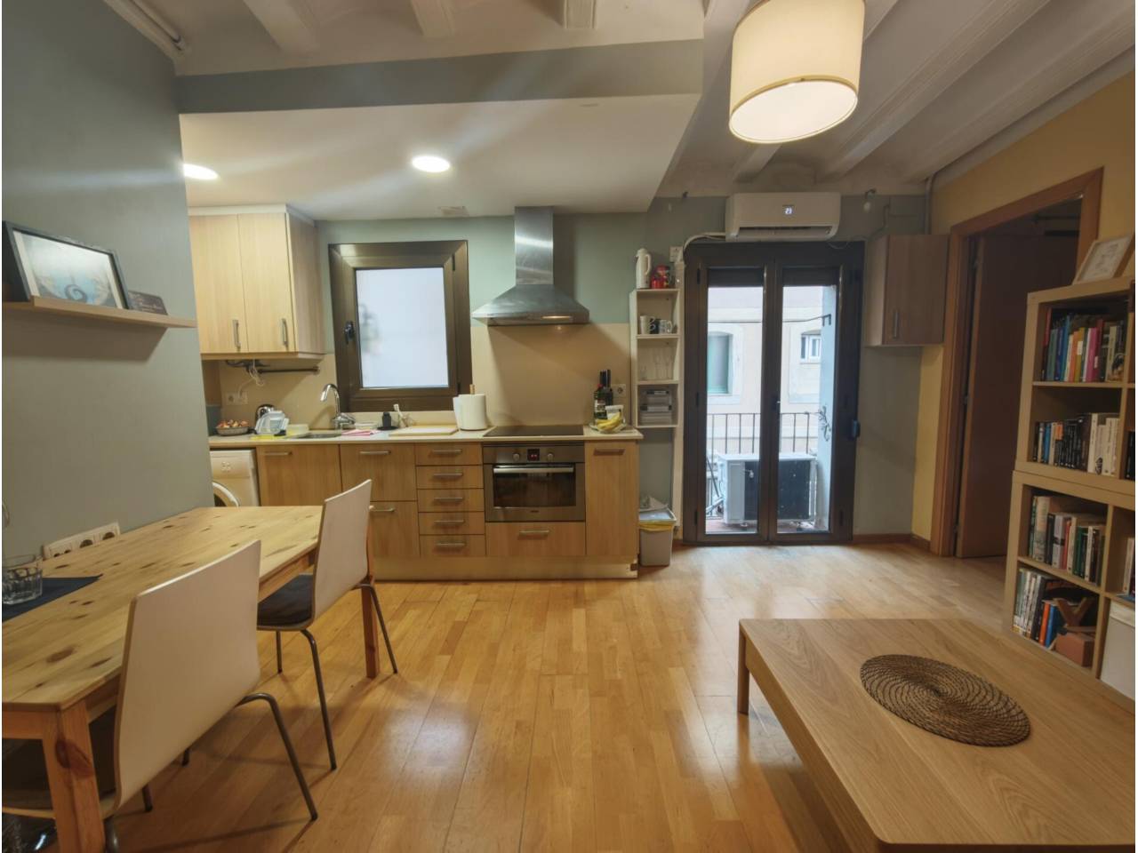 pisos en barcelona-capital · la-barceloneta 198000.00€
