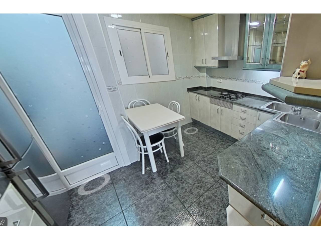 pisos en barcelona-capital · el-carmel 410000.00€
