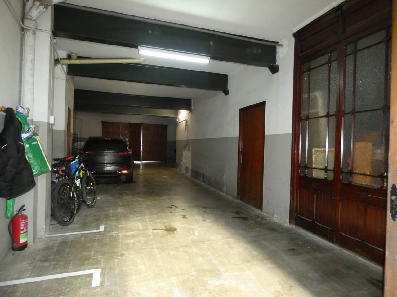 locales-comerciales en cornella-de-llobregat · cornella-centre 325000.00€