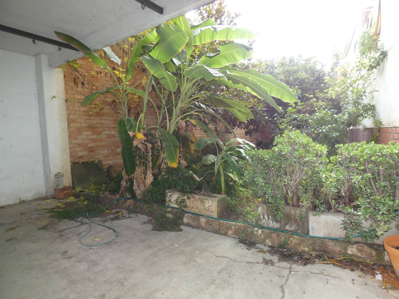 locales-comerciales en cornella-de-llobregat · cornella-centre 325000.00€