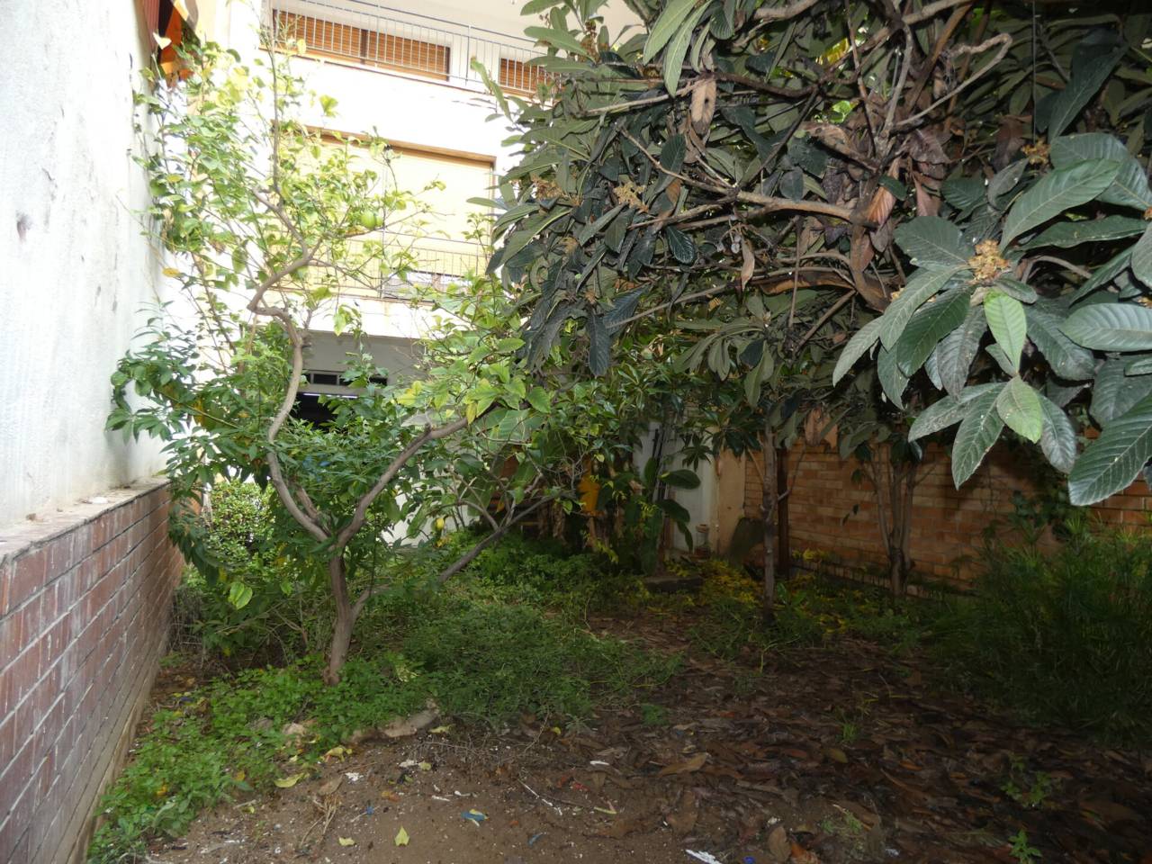 locales-comerciales en cornella-de-llobregat · cornella-centre 325000.00€