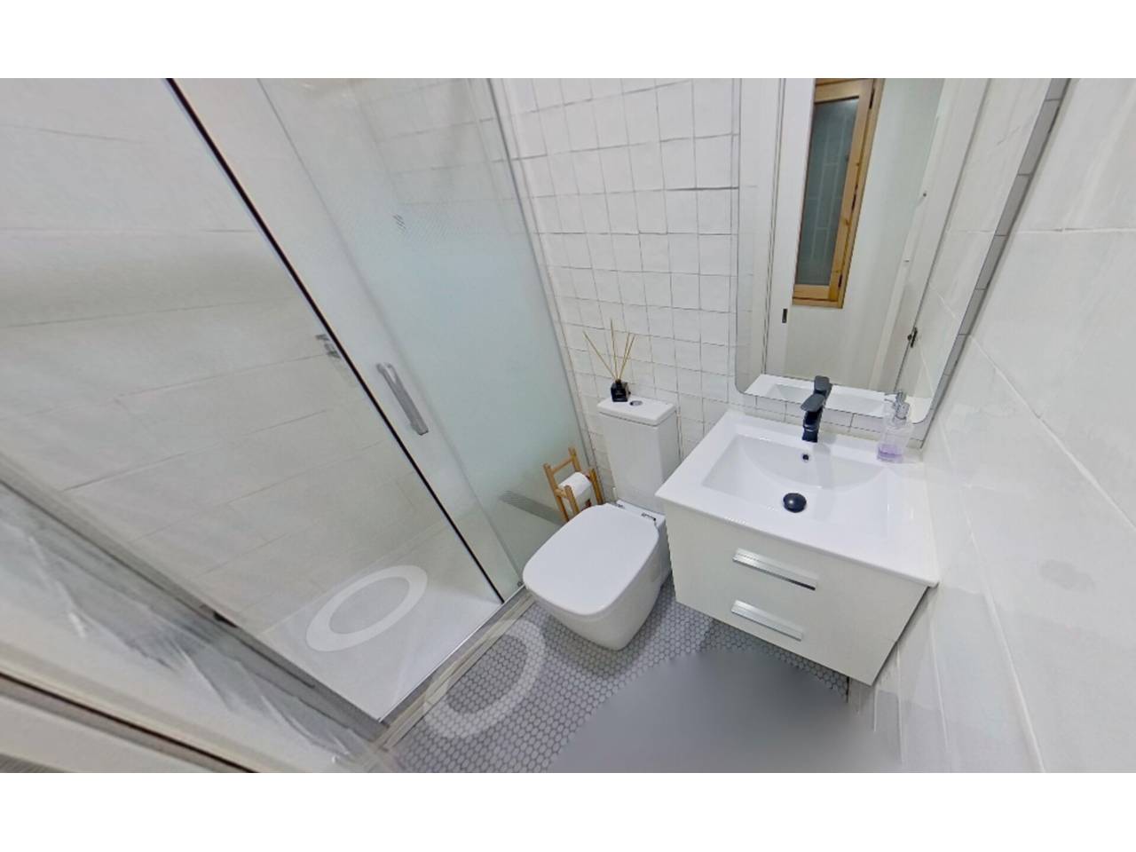 pisos en barcelona-capital · el-raval 450000.00€