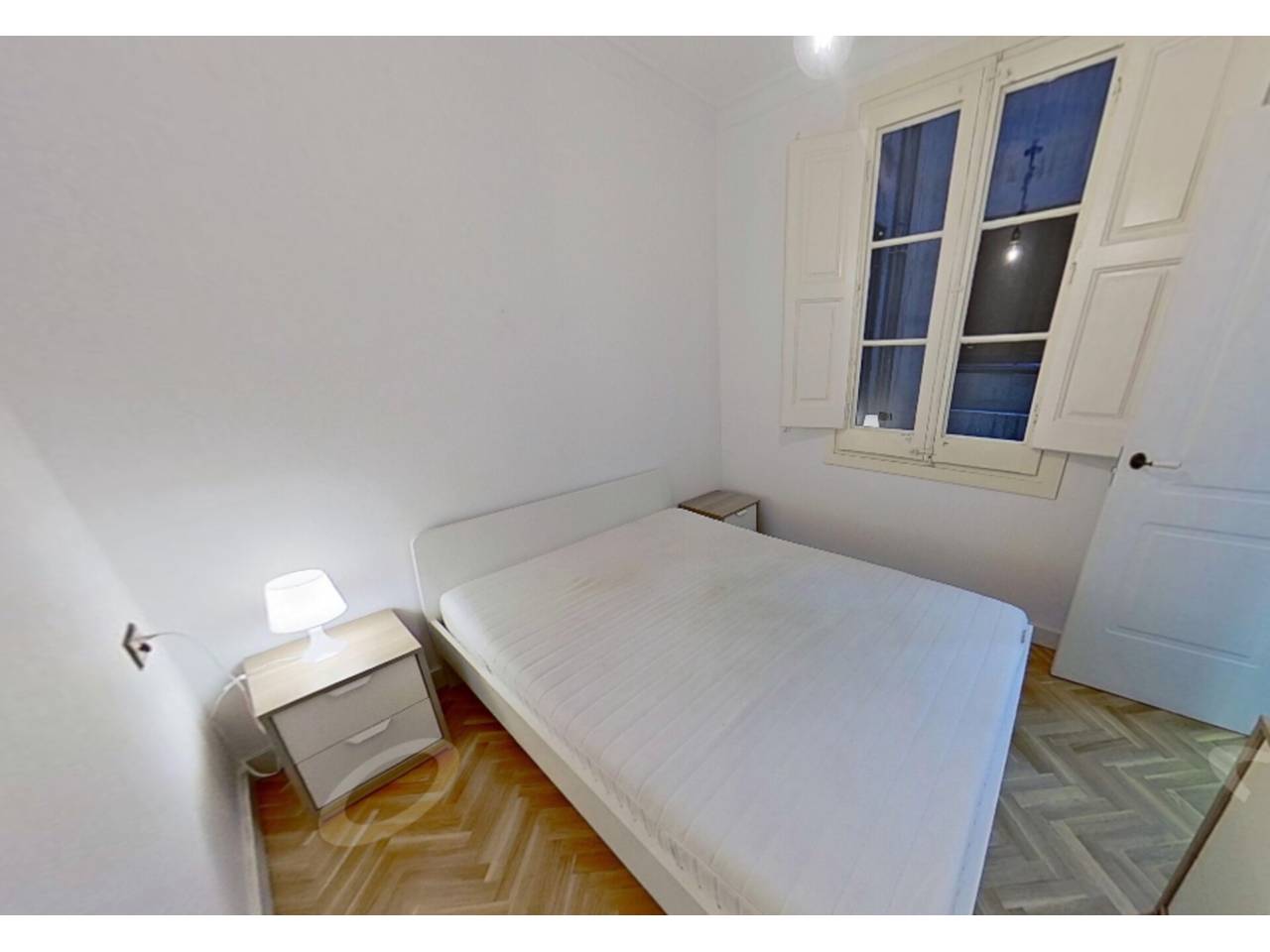 pisos en barcelona-capital · el-raval 450000.00€