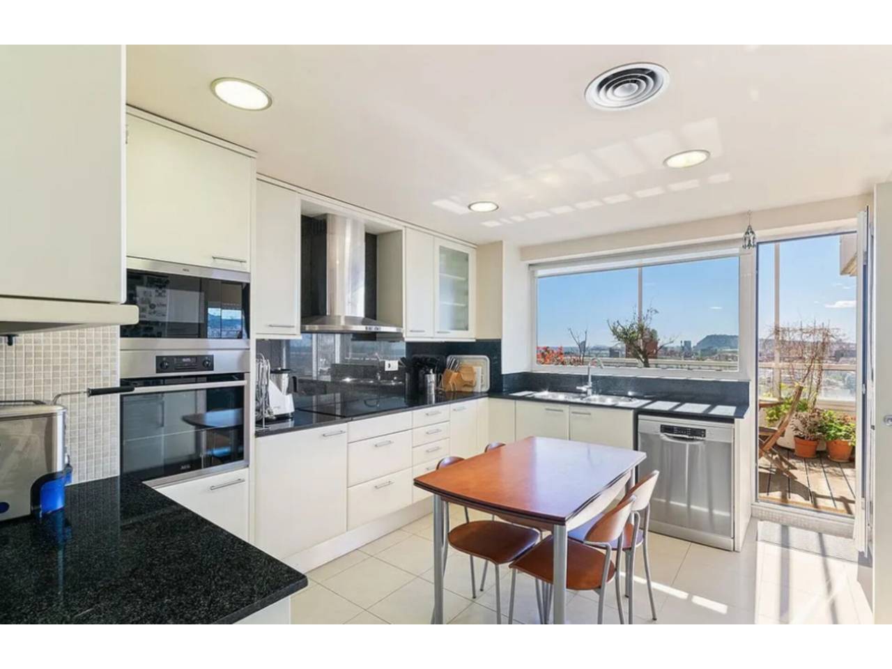 pisos en barcelona-capital · diagonal-mar-el-front-maritim-del-poblenou 1795000.00€