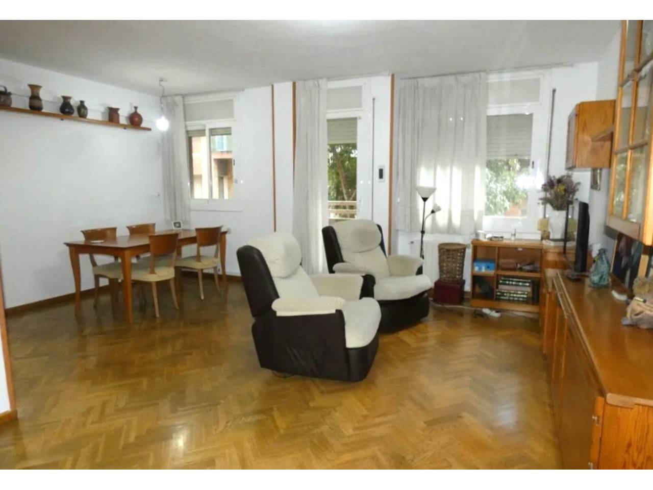 pisos en cornella-de-llobregat · cornella-centre 375000.00€