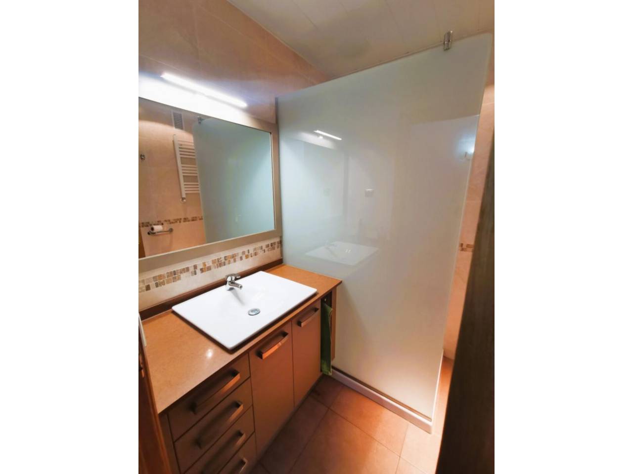 pisos en cornella-de-llobregat · cornella-centre 375000.00€