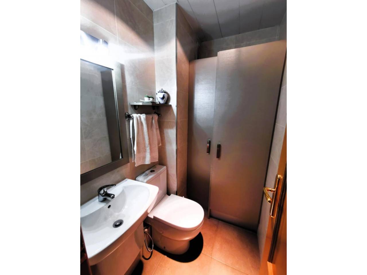 pisos en cornella-de-llobregat · cornella-centre 375000.00€