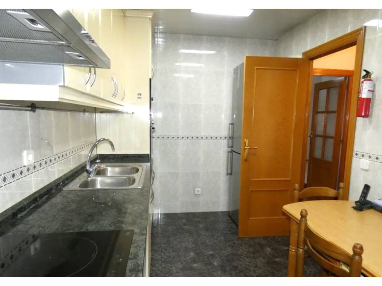 pisos en cornella-de-llobregat · cornella-centre 375000.00€