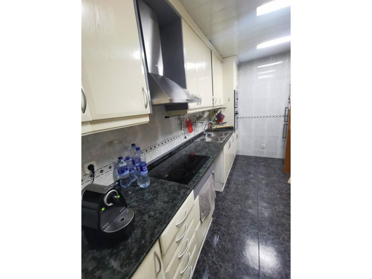 pisos en cornella-de-llobregat · cornella-centre 375000.00€