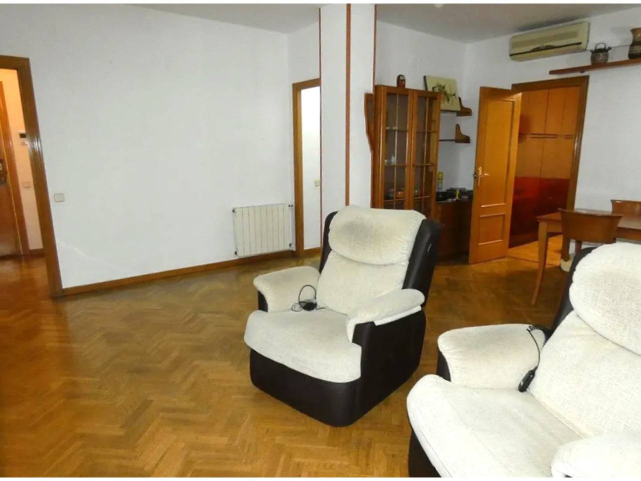 pisos en cornella-de-llobregat · cornella-centre 375000.00€