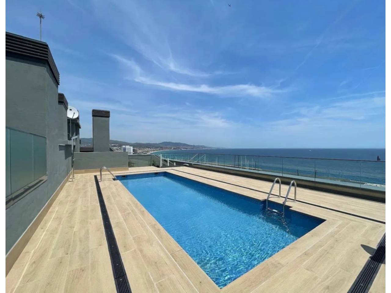 atico en badalona · port 3000.00€