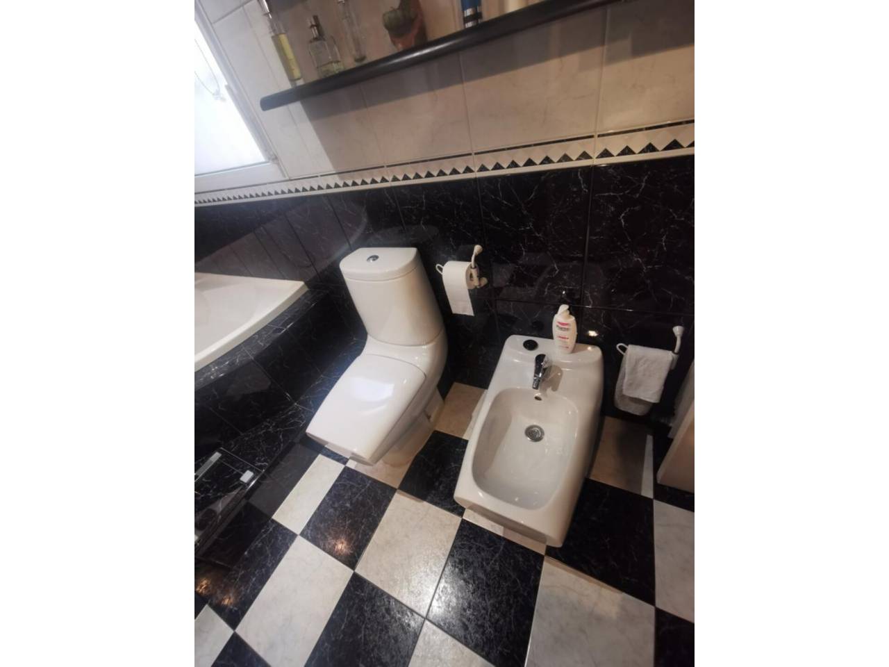 pisos en cornella-de-llobregat · cornella-centre 425000.00€