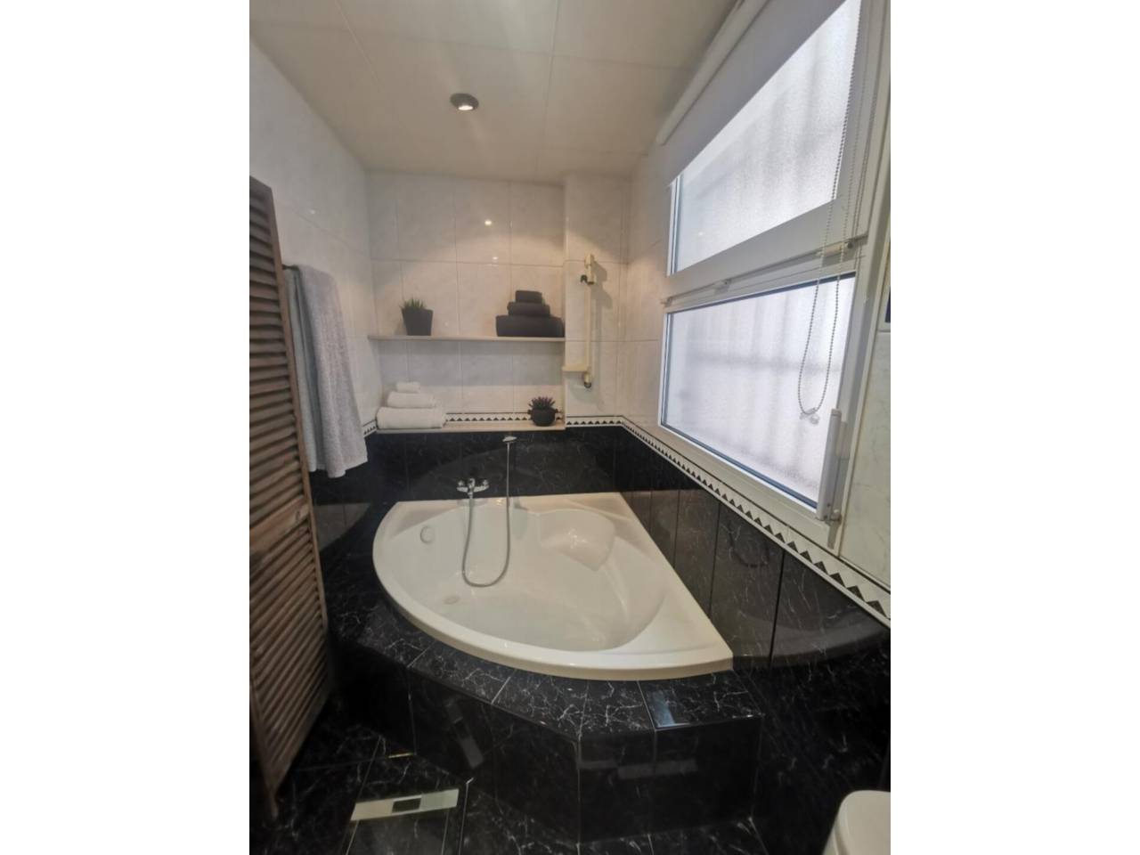 pisos en cornella-de-llobregat · cornella-centre 425000.00€