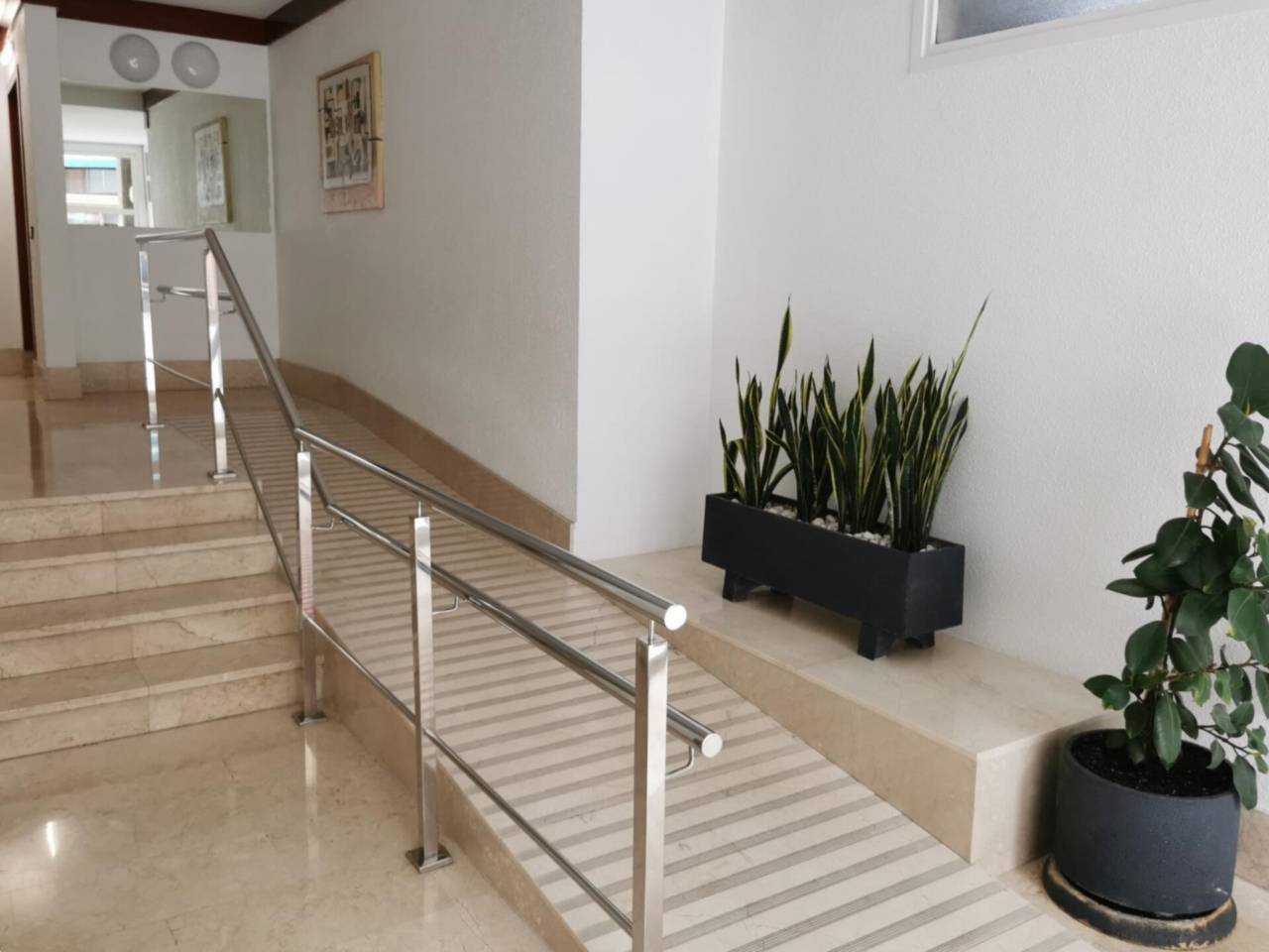 pisos en cornella-de-llobregat · cornella-centre 425000.00€