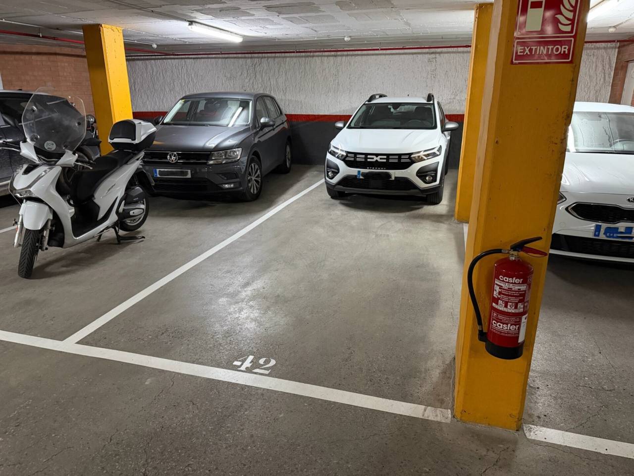 parking en barcelona-capital · la-vila-de-gracia 45000.00€