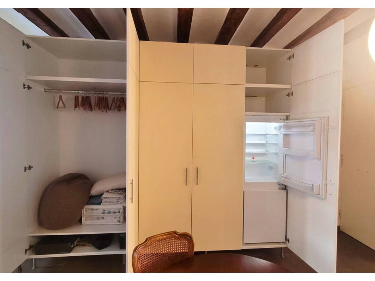 pisos en barcelona-capital · el-raval 229000.00€