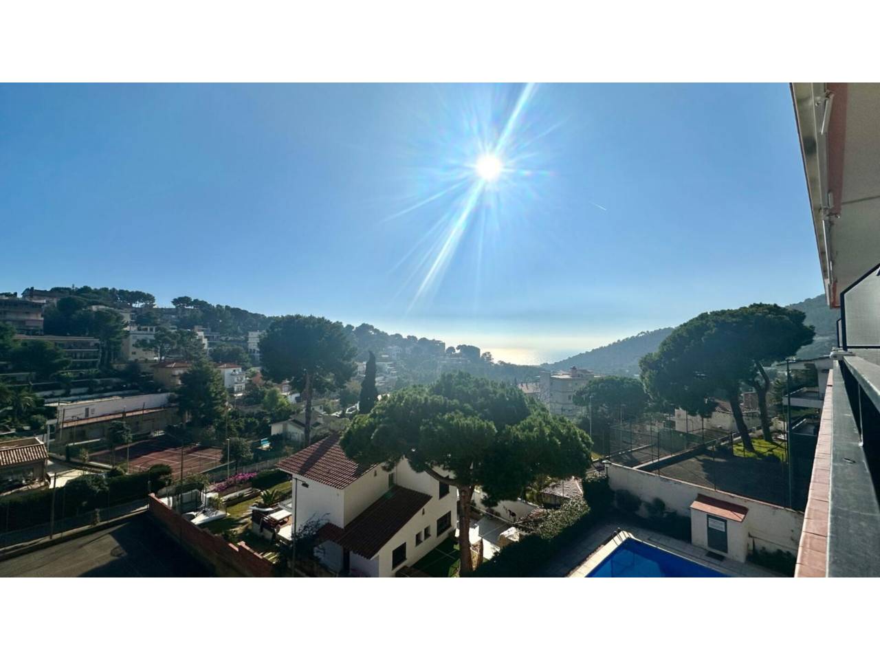 pisos en castelldefels · el-poal 430000.00€