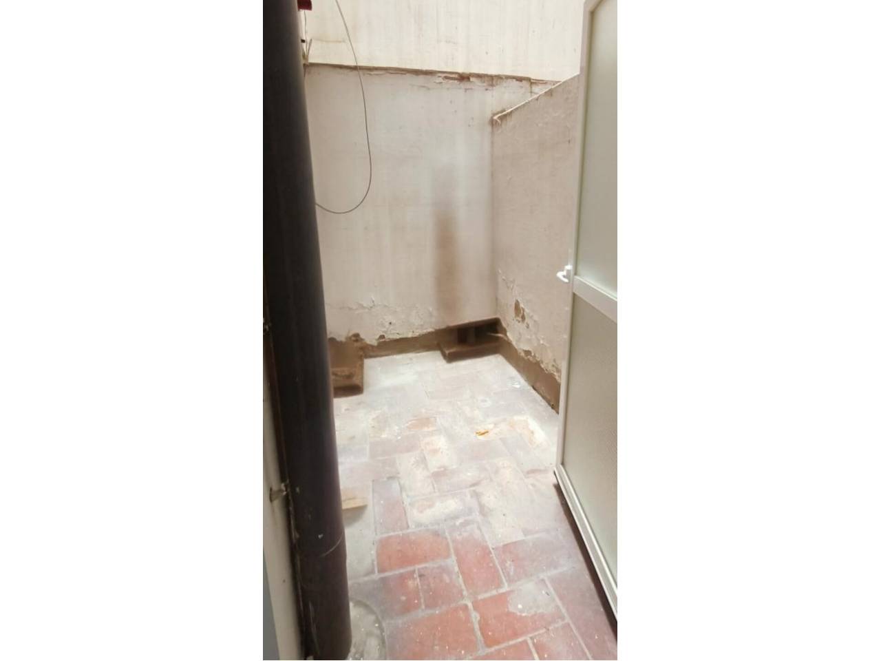 pisos en barcelona-capital · verdun 200000.00€