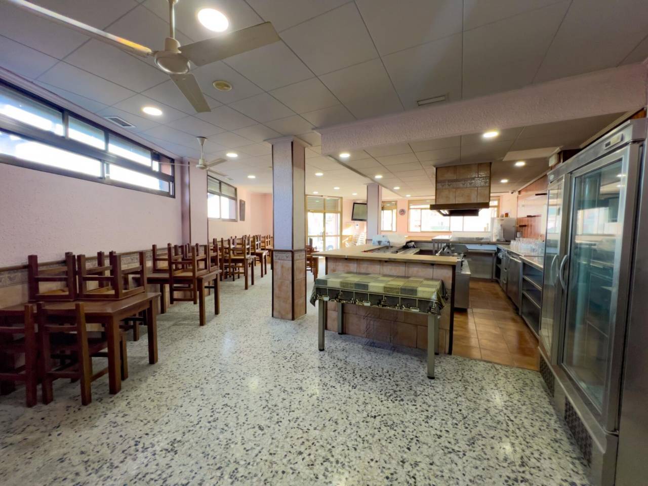 locales-comerciales en mataro · el-palau 259000.00€