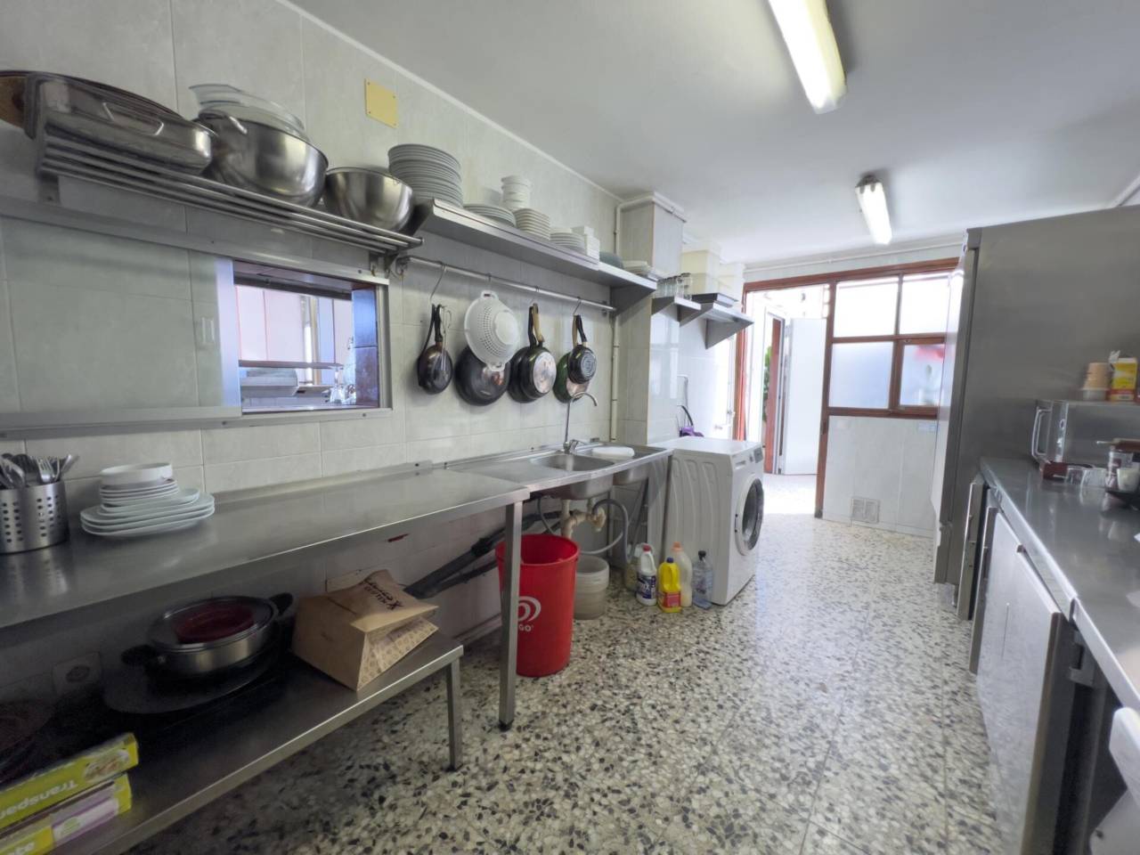 locales-comerciales en mataro · el-palau 259000.00€