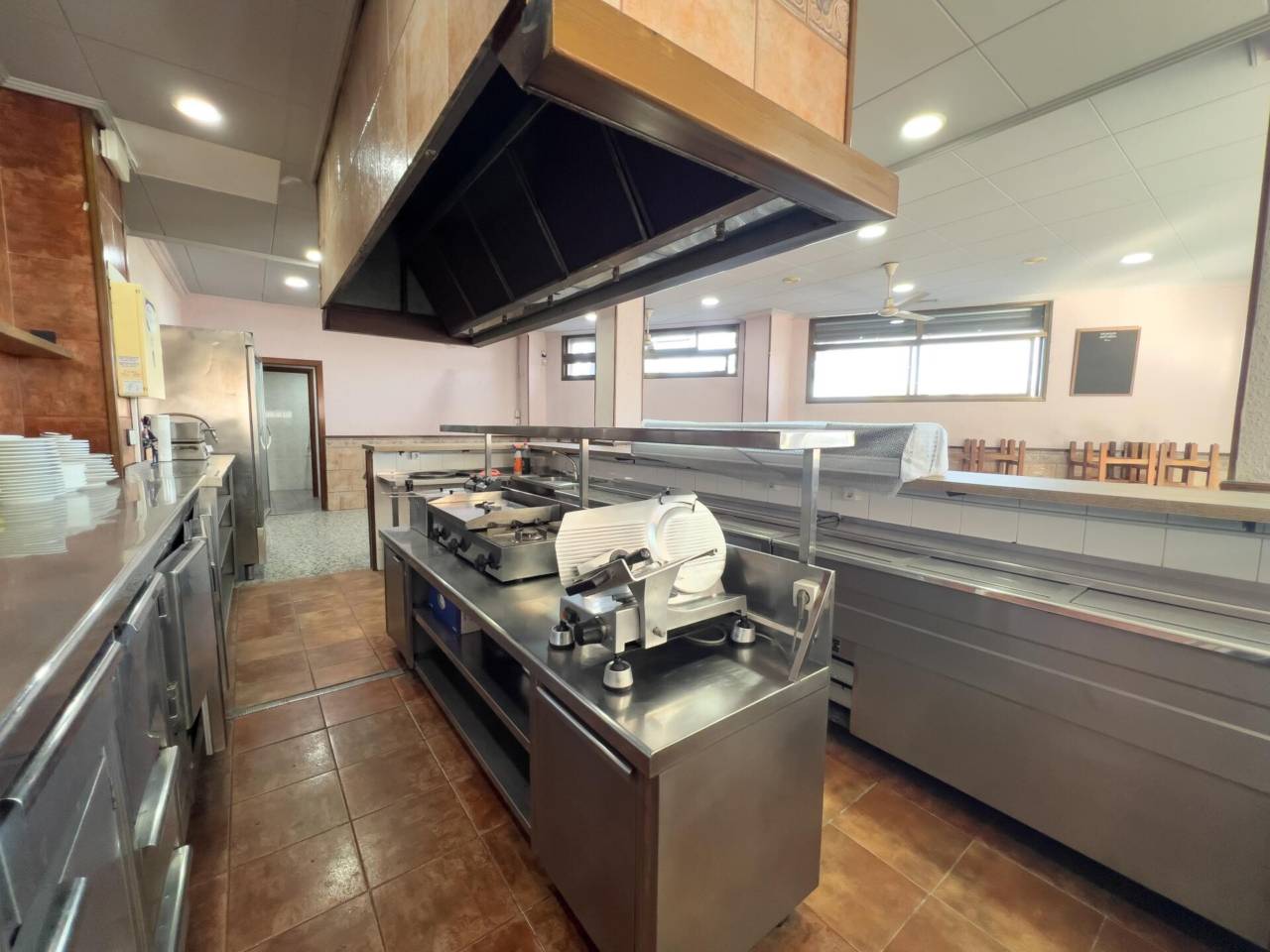 locales-comerciales en mataro · el-palau 259000.00€