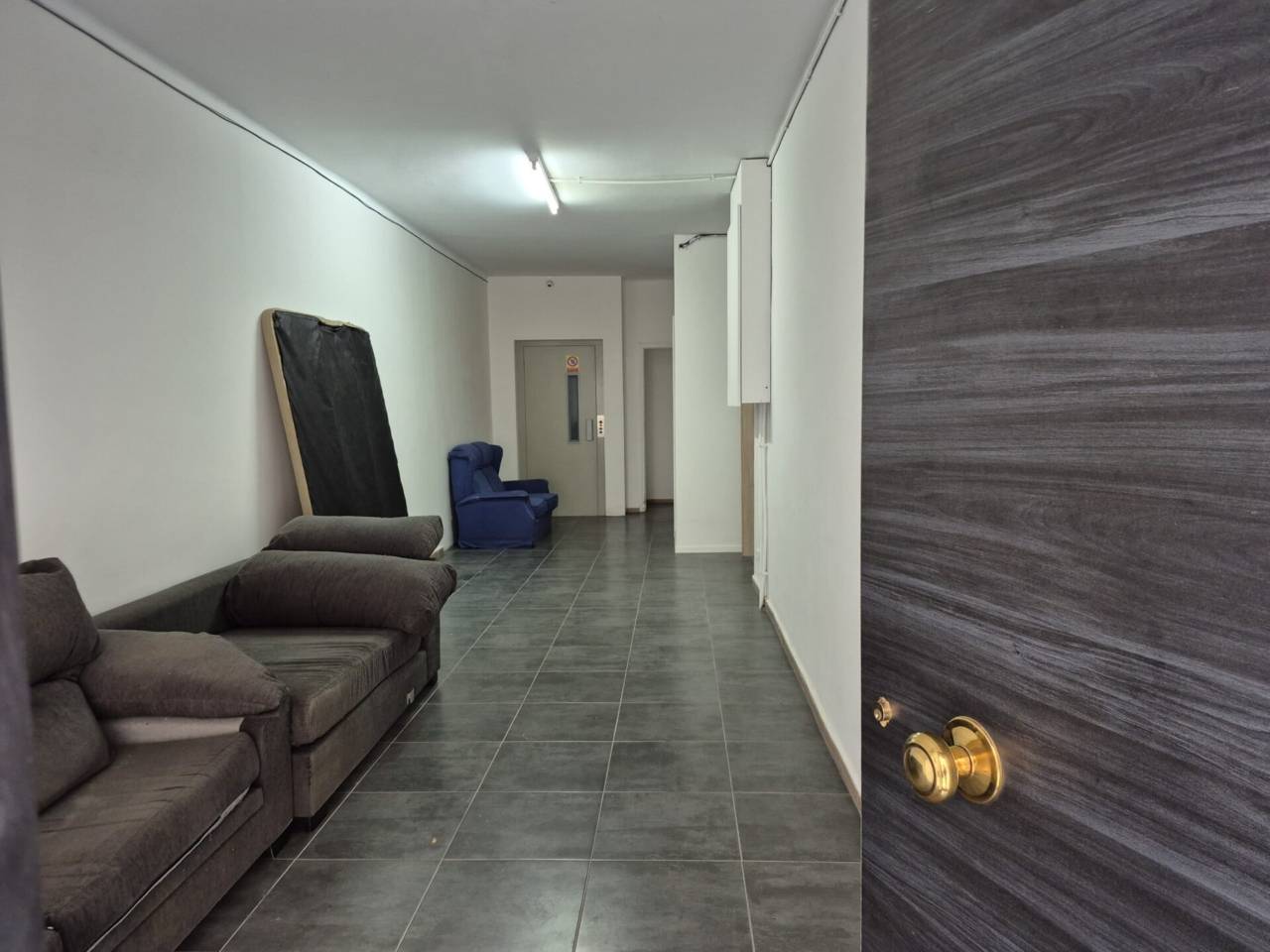 locales-comerciales en barcelona-capital · el-baix-guinardo 325000.00€