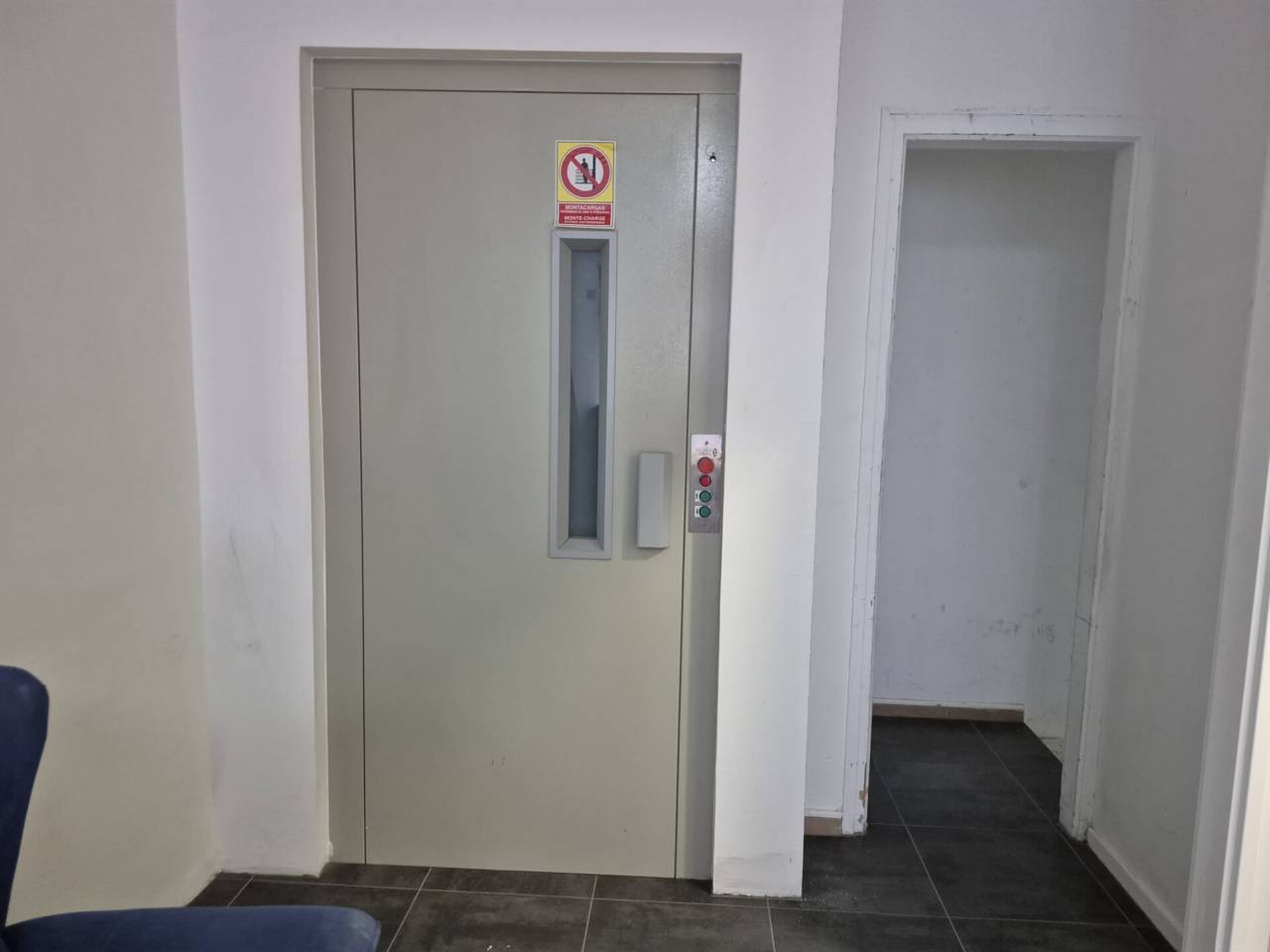 locales-comerciales en barcelona-capital · el-baix-guinardo 325000.00€