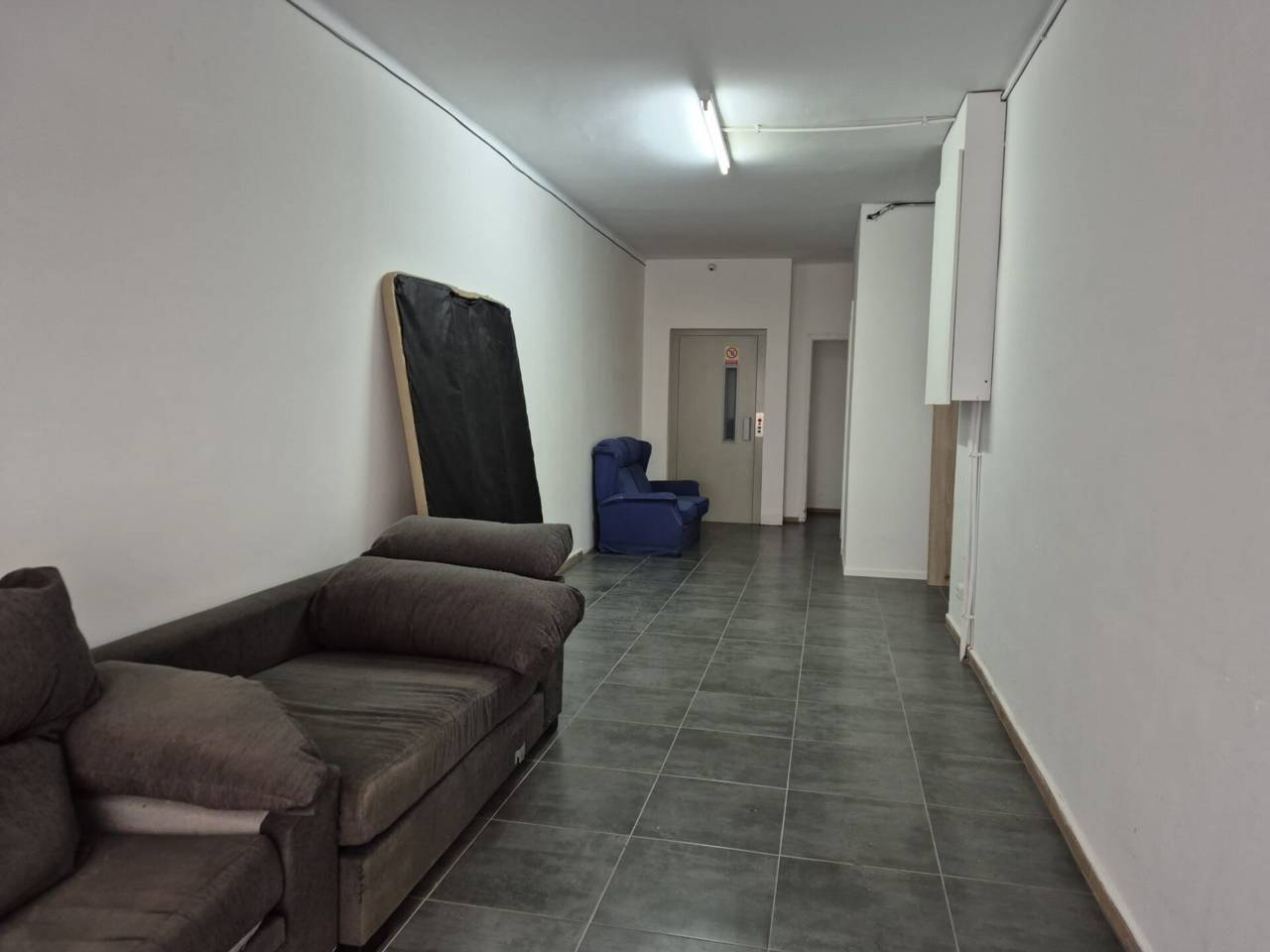 locales-comerciales en barcelona-capital · el-baix-guinardo 325000.00€