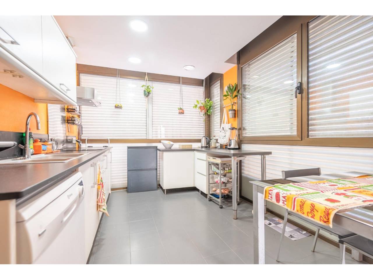 pisos en barcelona-capital · la-salut 555000.00€