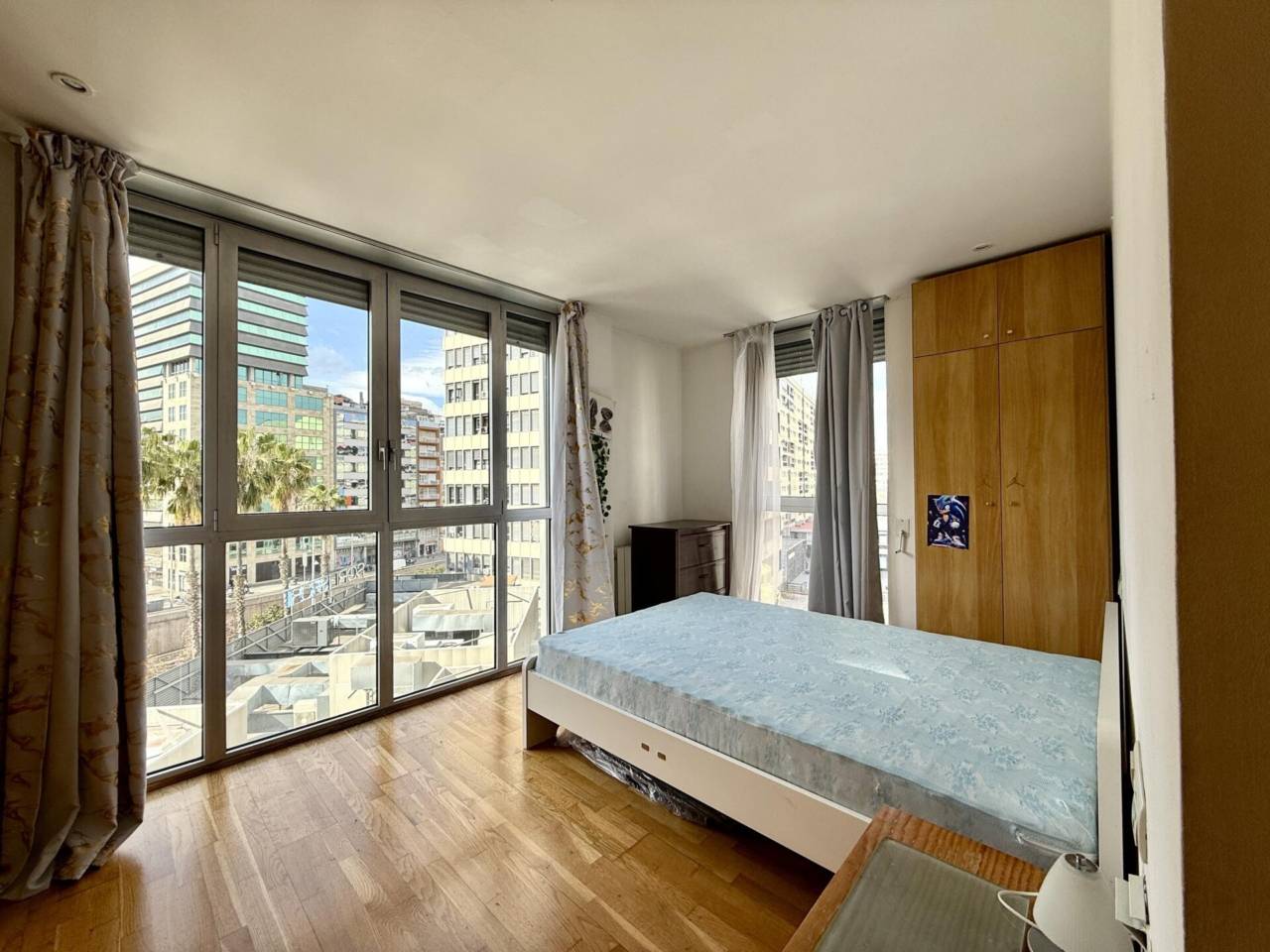 pisos en barcelona-capital · la-marina-del-port-parc-de-montjuic 480000.00€