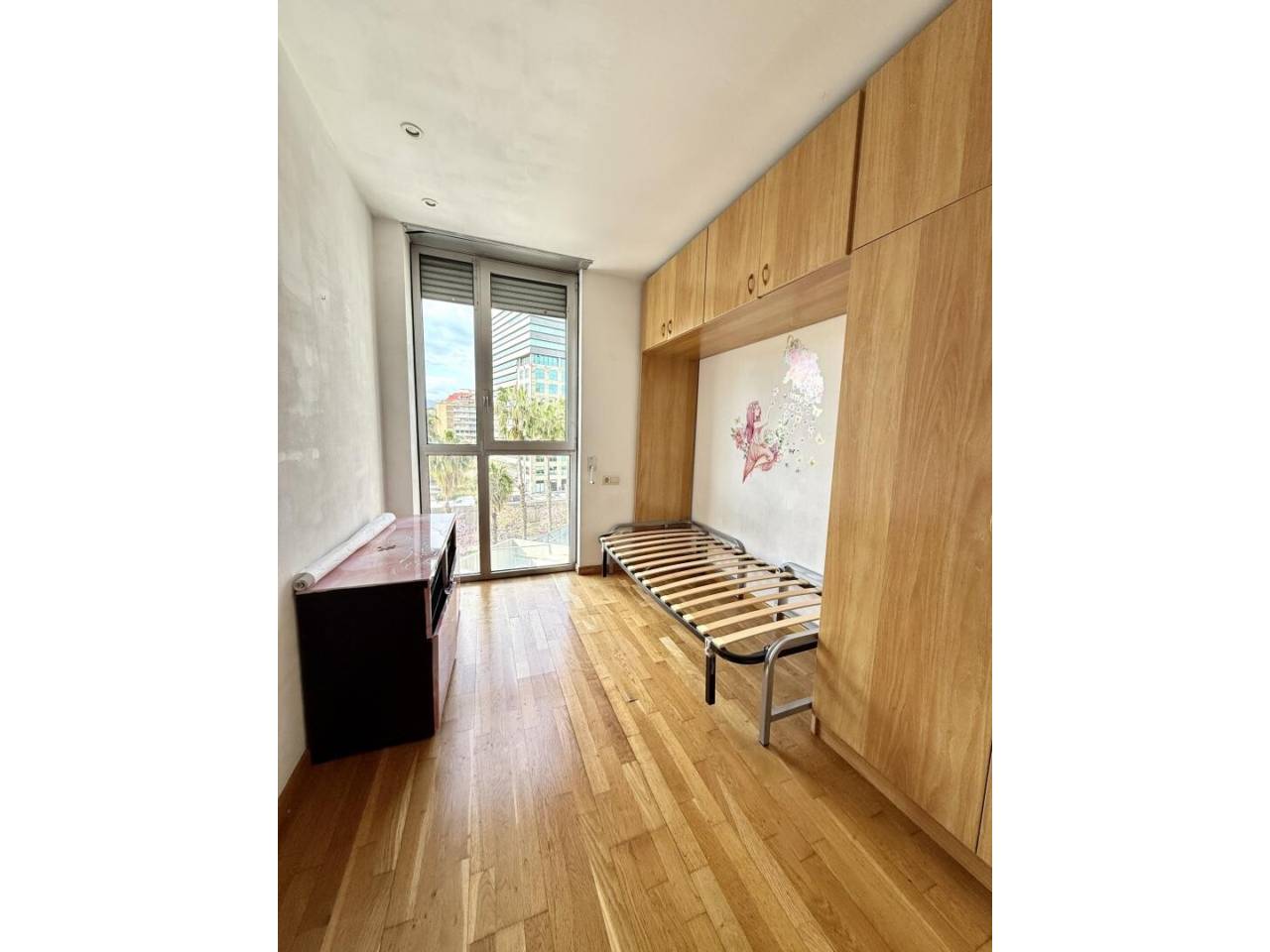 pisos en barcelona-capital · la-marina-del-port-parc-de-montjuic 480000.00€