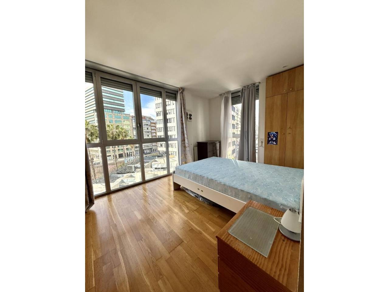 pisos en barcelona-capital · la-marina-del-port-parc-de-montjuic 480000.00€