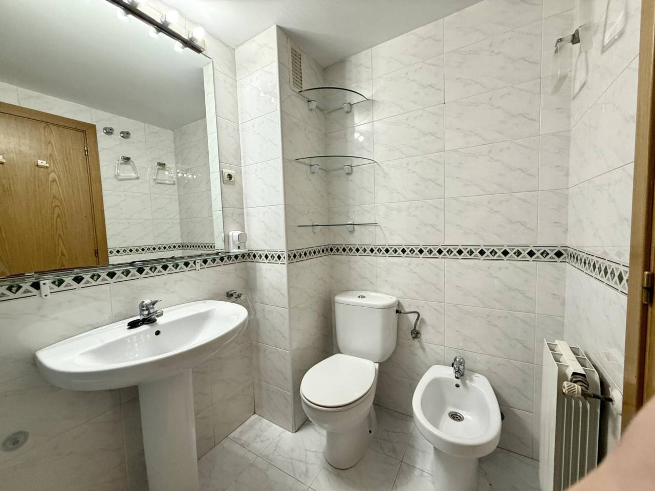 pisos en barcelona-capital · la-marina-del-port-parc-de-montjuic 480000.00€