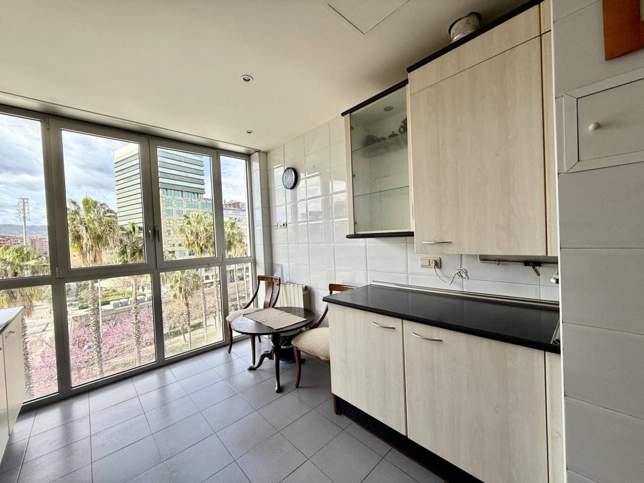 pisos en barcelona-capital · la-marina-del-port-parc-de-montjuic 480000.00€