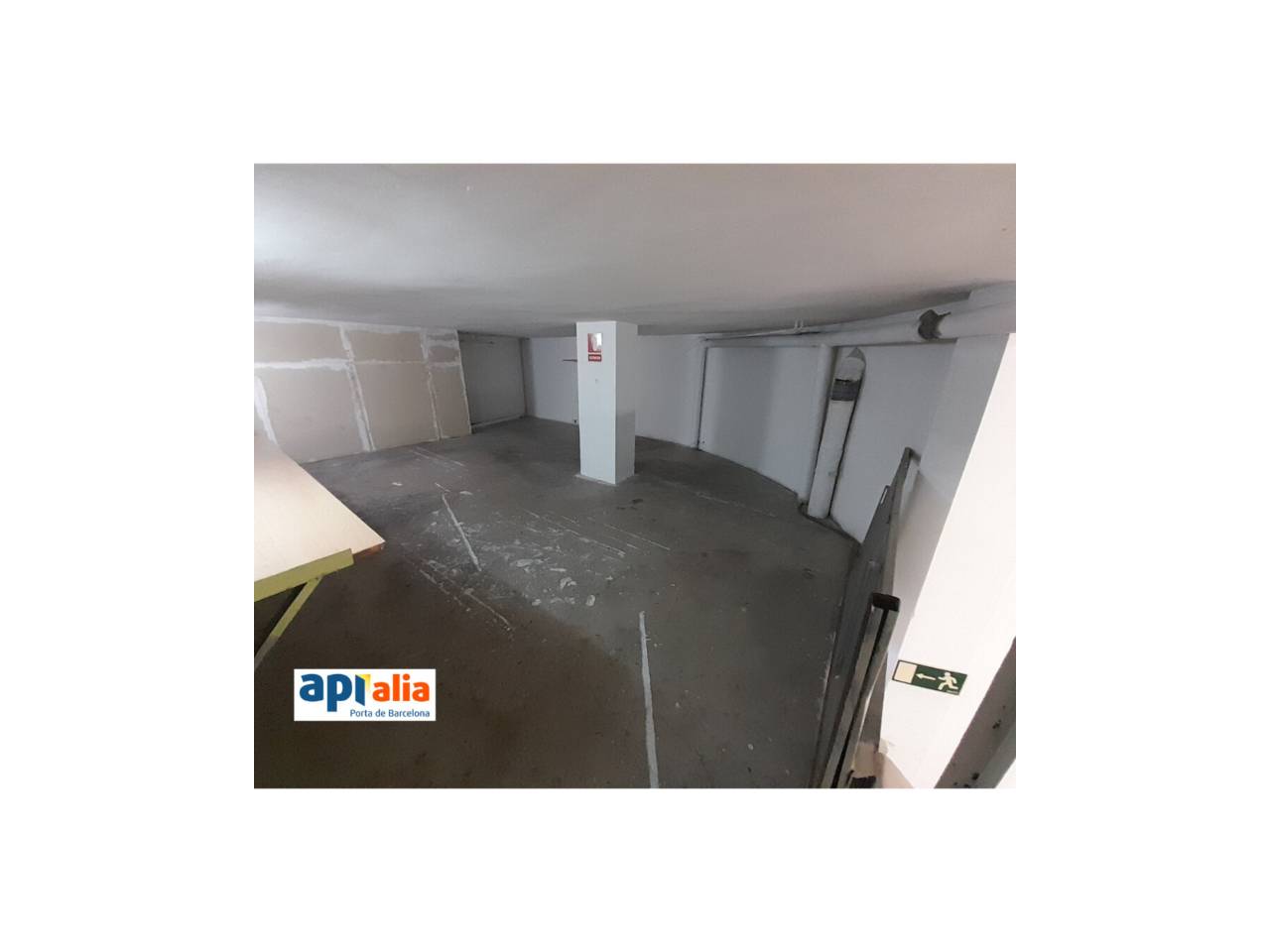 locales-comerciales en l'hospitalet-de-llobregat · la-florida 135000.00€