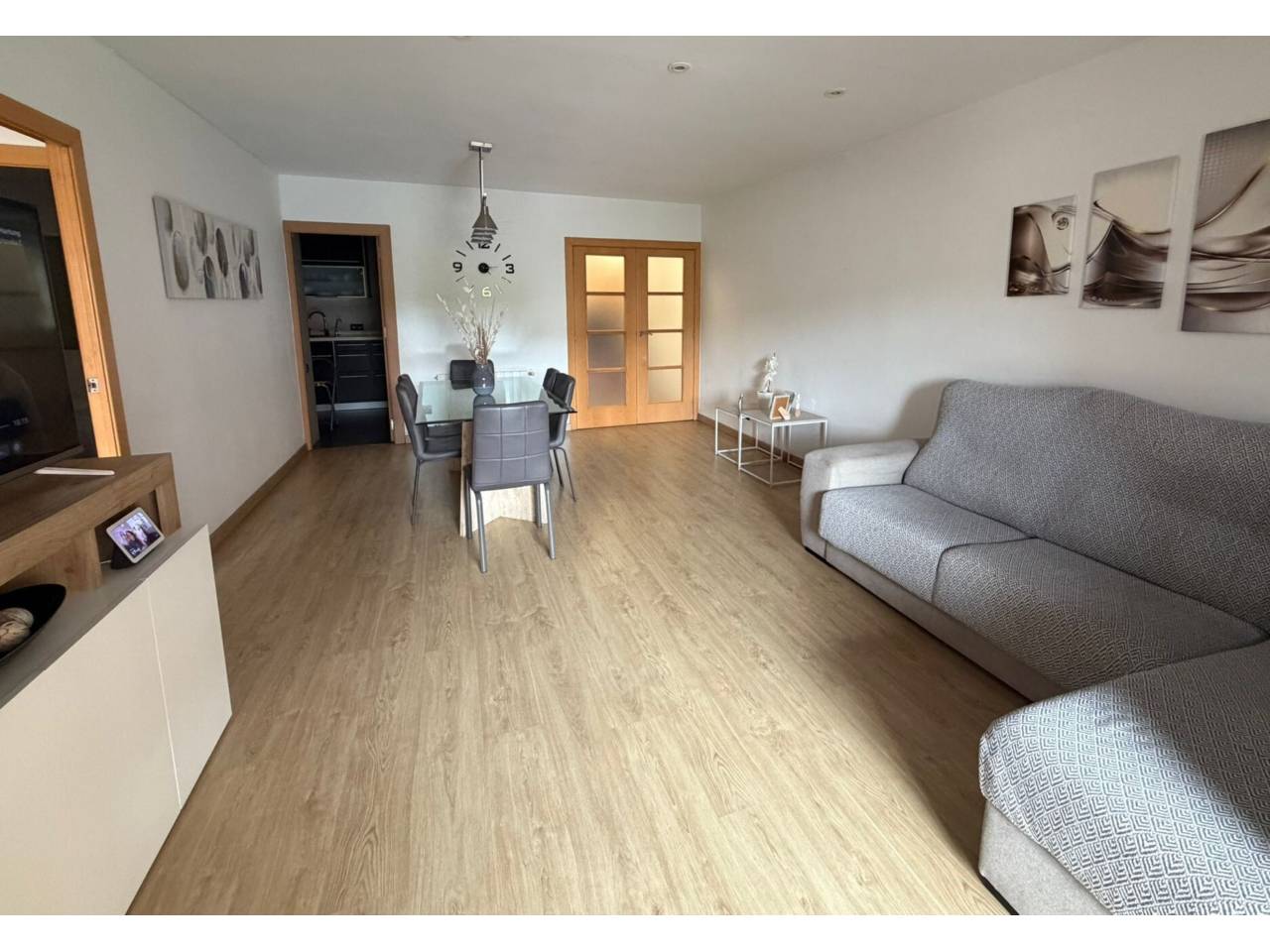 pisos en gava · centre-zona-estacio-passeig-de-joan-maragall 396000.00€