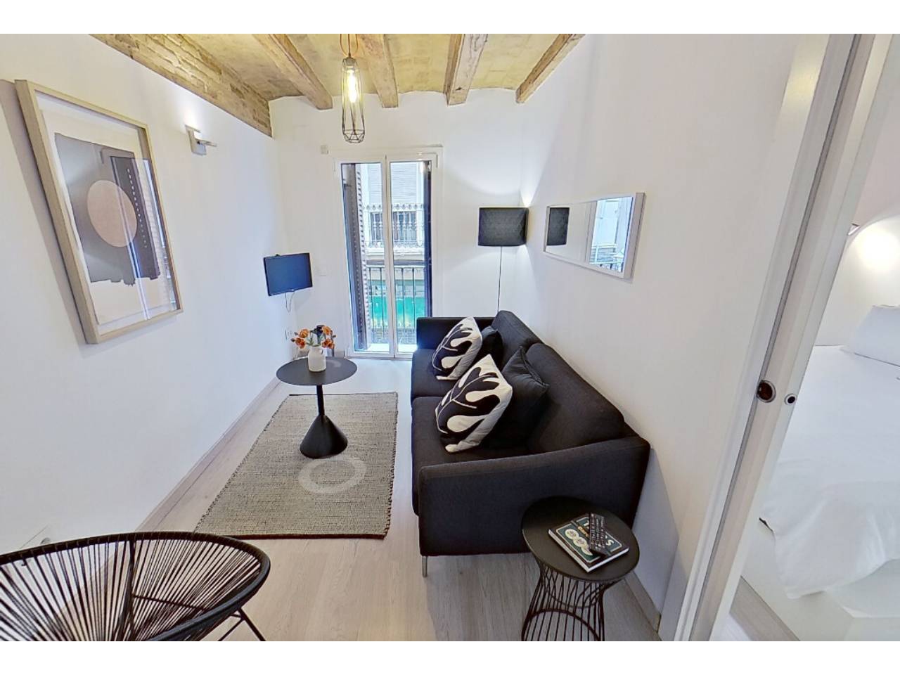 pisos en barcelona-capital · el-raval 250000.00€