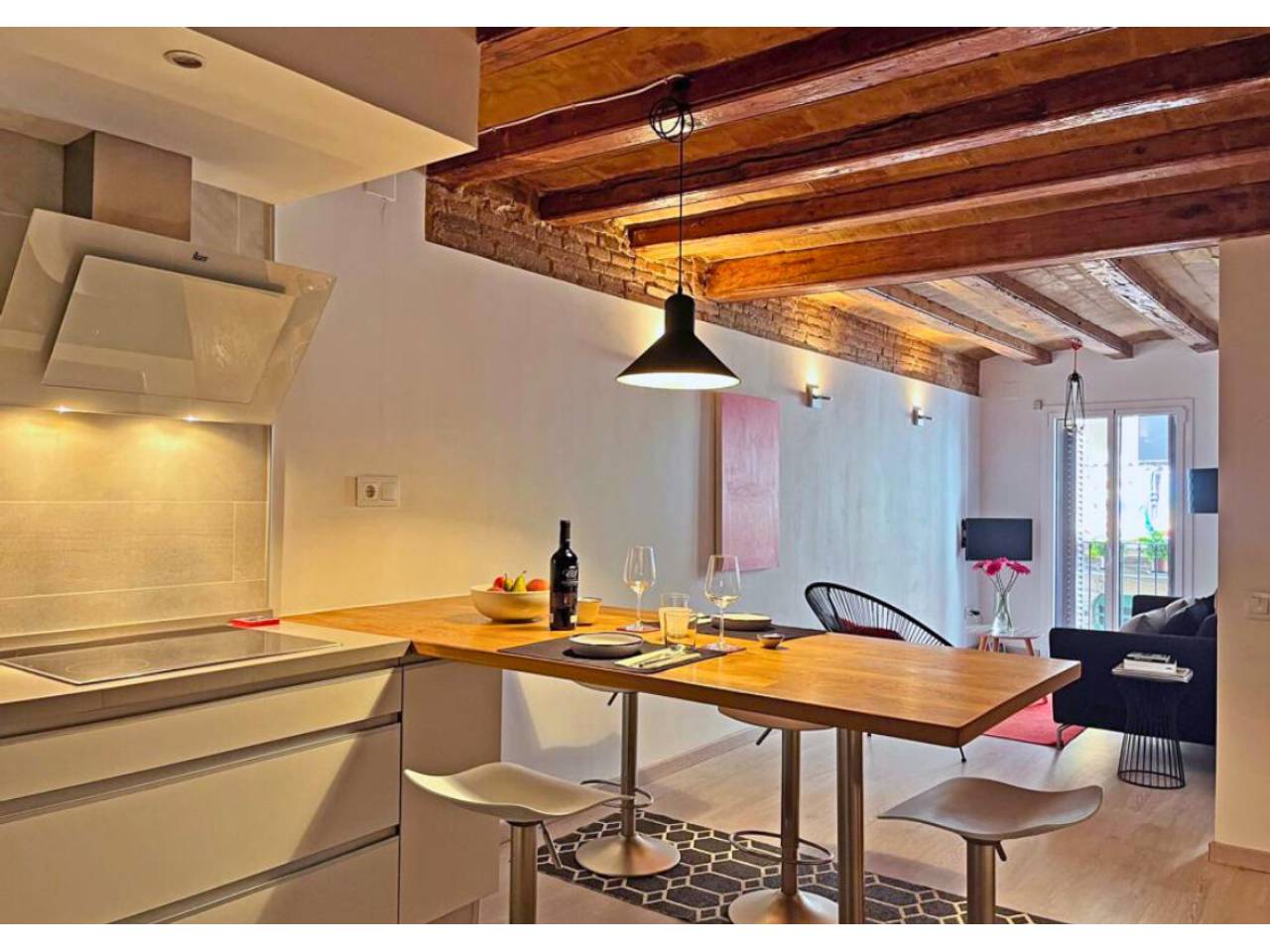 pisos en barcelona-capital · el-raval 250000.00€