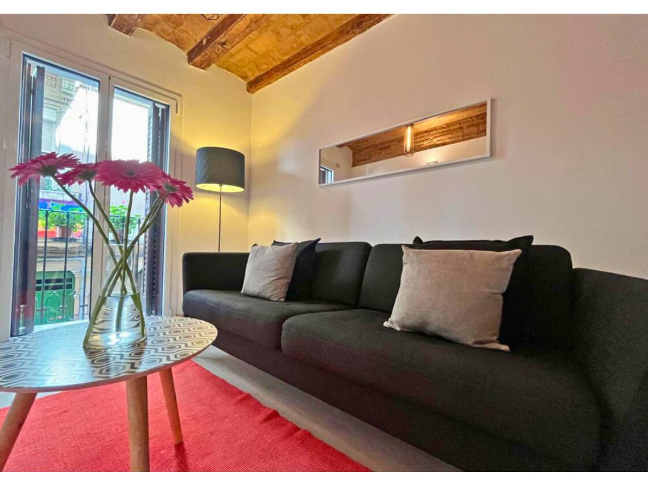 pisos en barcelona-capital · el-raval 250000.00€