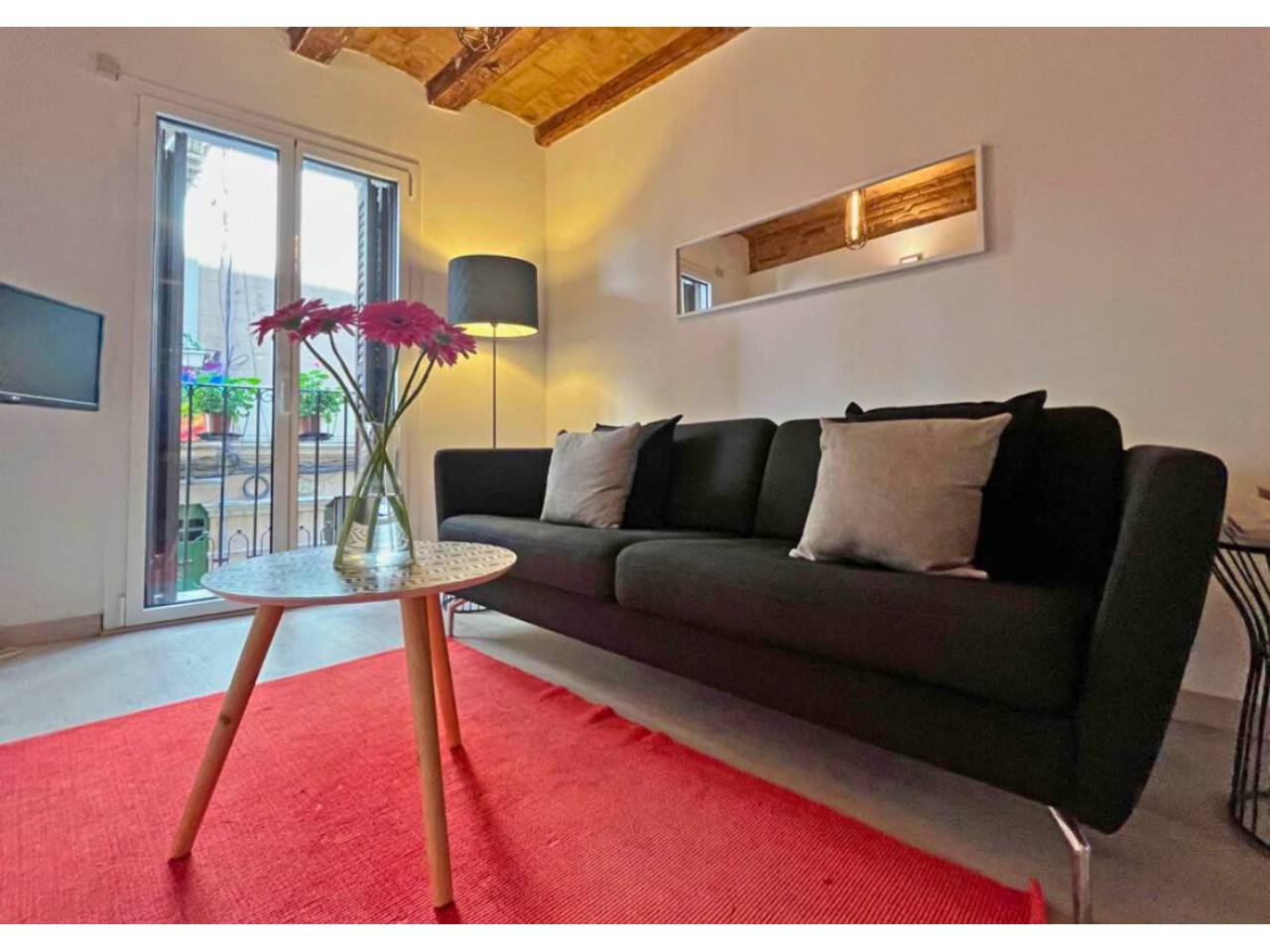 pisos en barcelona-capital · el-raval 250000.00€