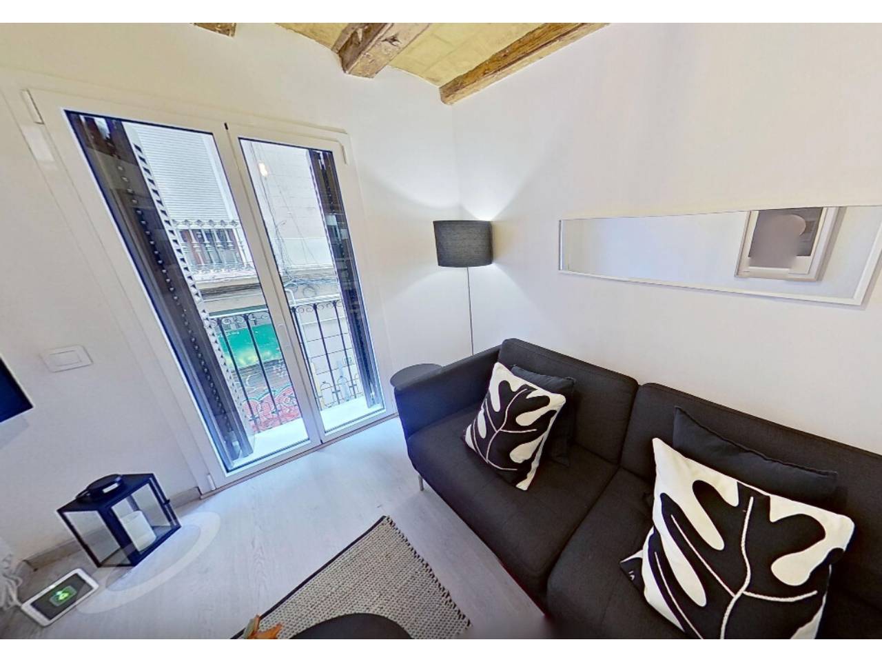 pisos en barcelona-capital · el-raval 250000.00€
